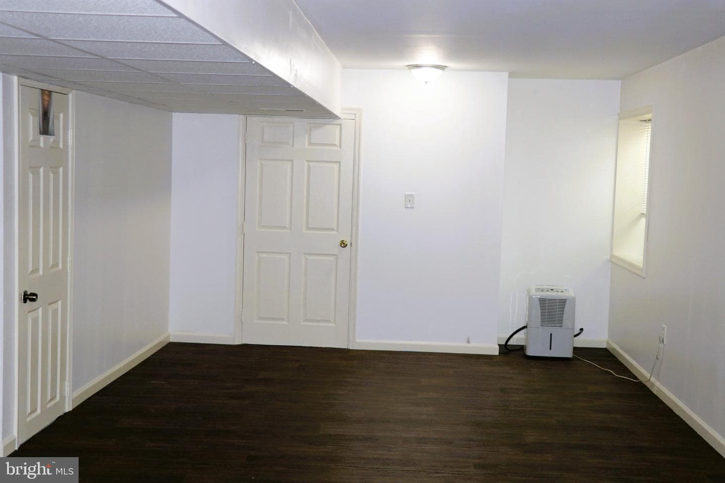 554 Yale Street photo 56