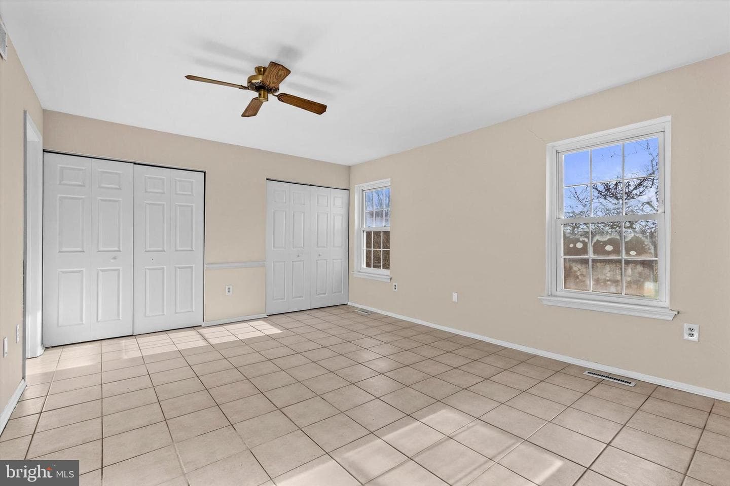 1157 Wintertide Drive photo 15