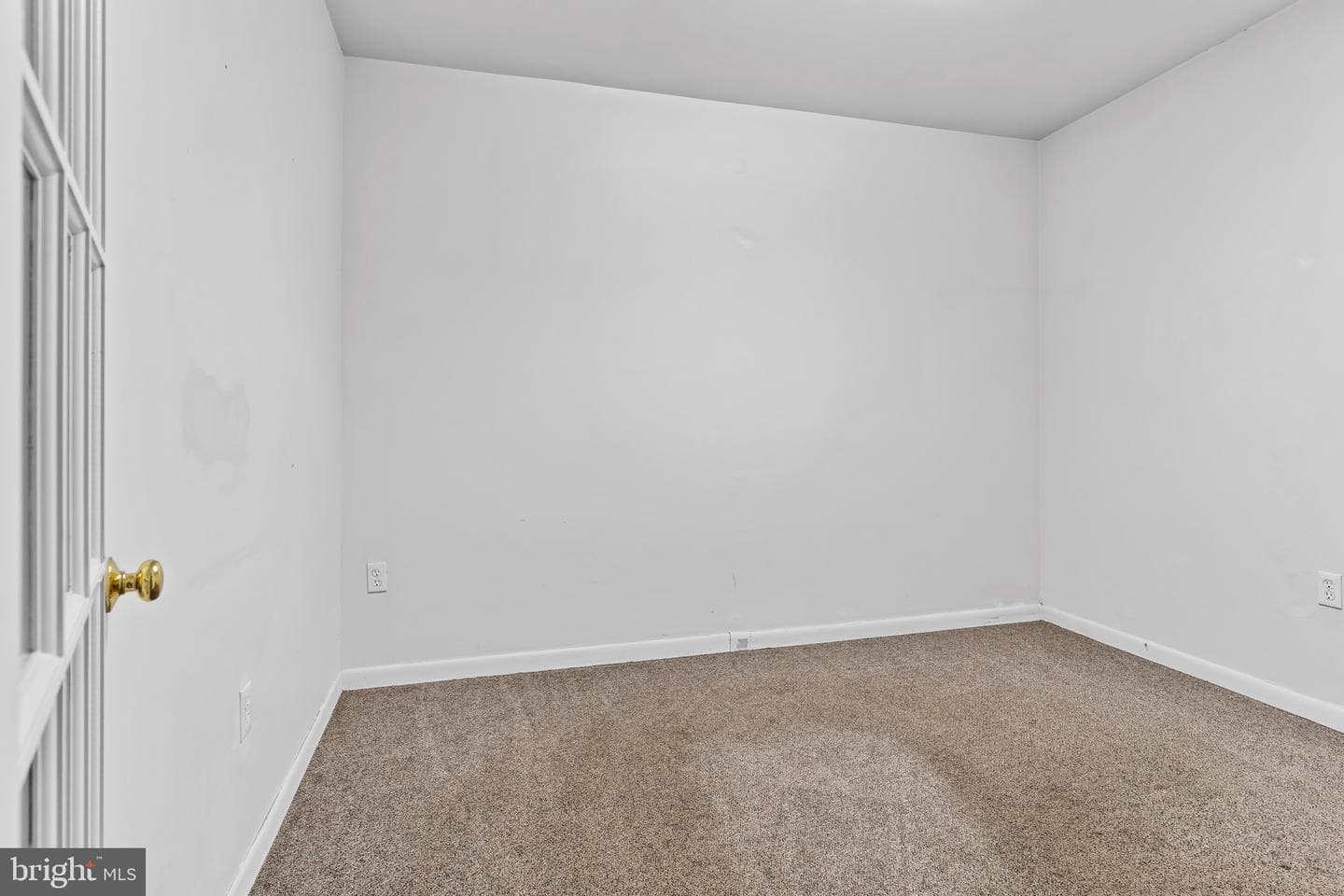 3510 Derry Street photo 16