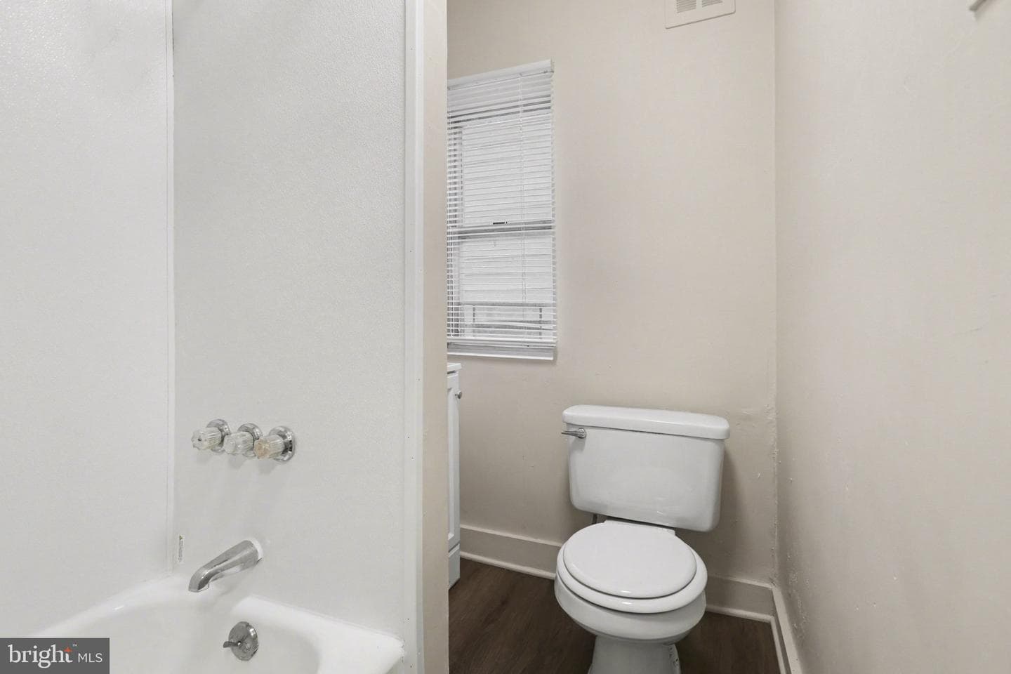 335 Poplar Street photo 22