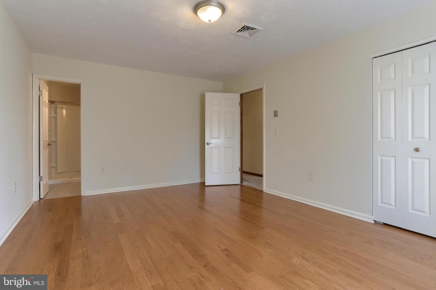 224 Tannenbaum Way photo 18