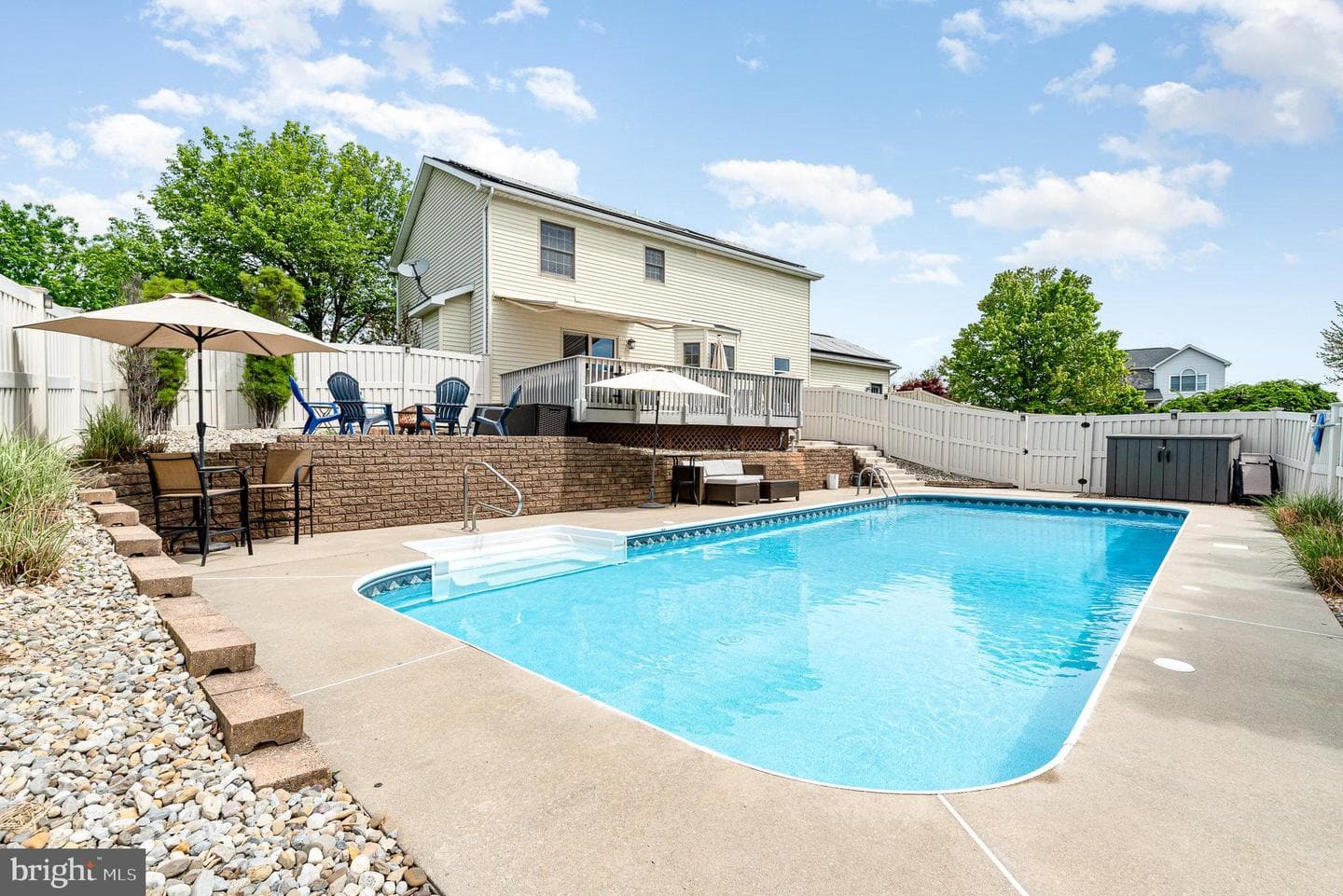 6809 Drake Drive photo 4