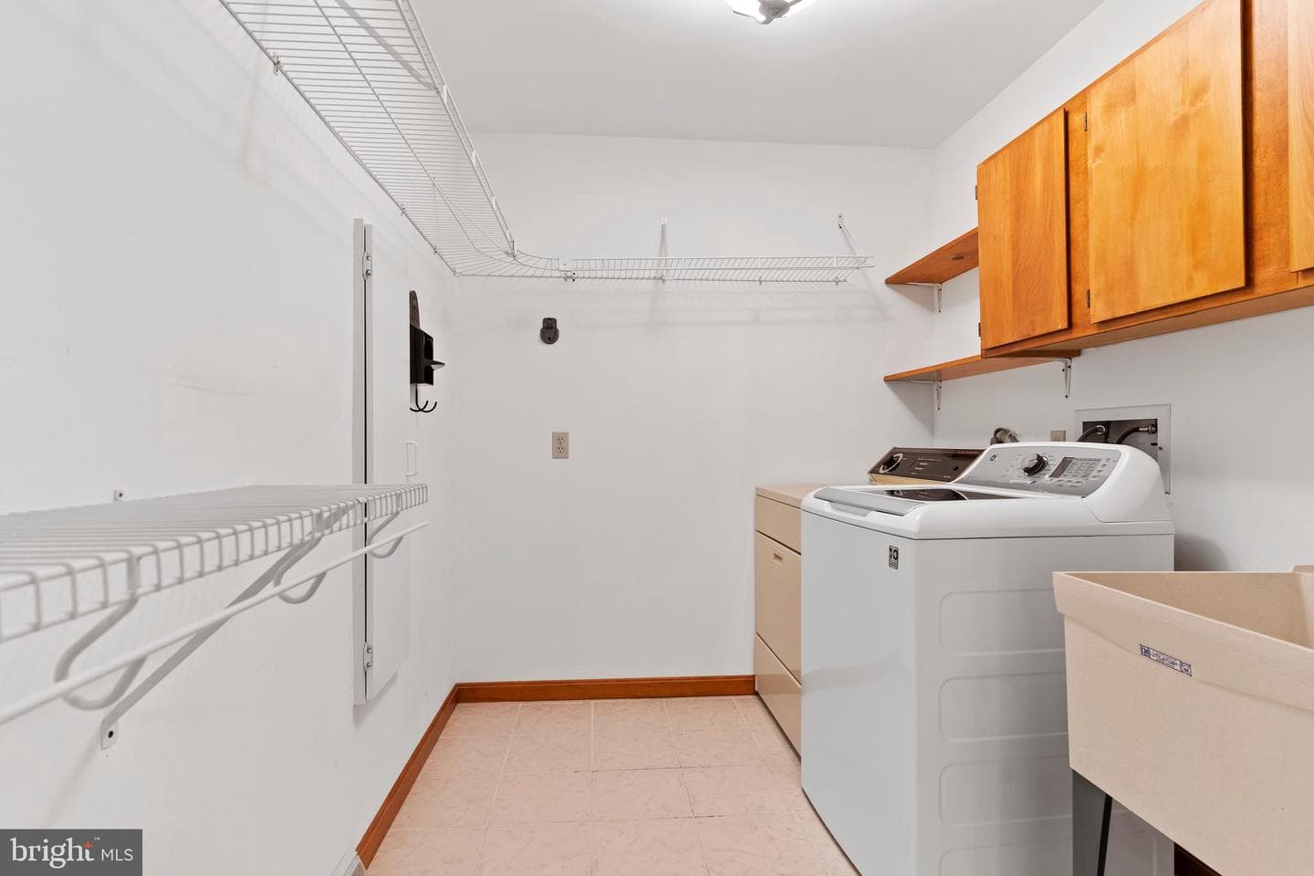 6365 N Huntsmen Dr. photo 35