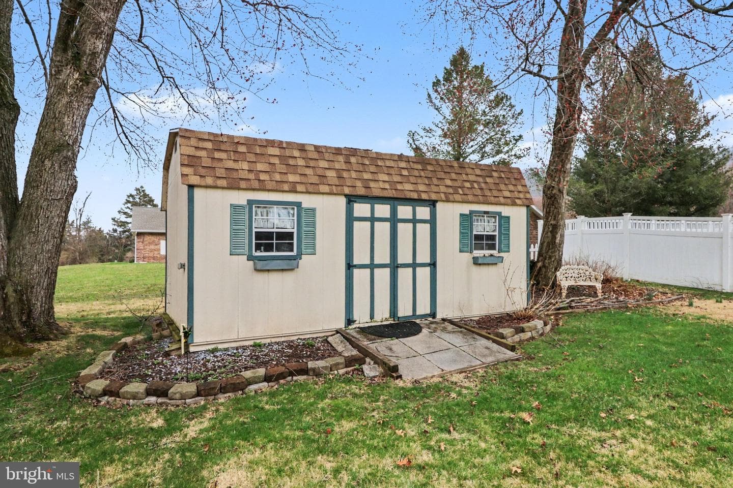 619 Charles Road photo 26