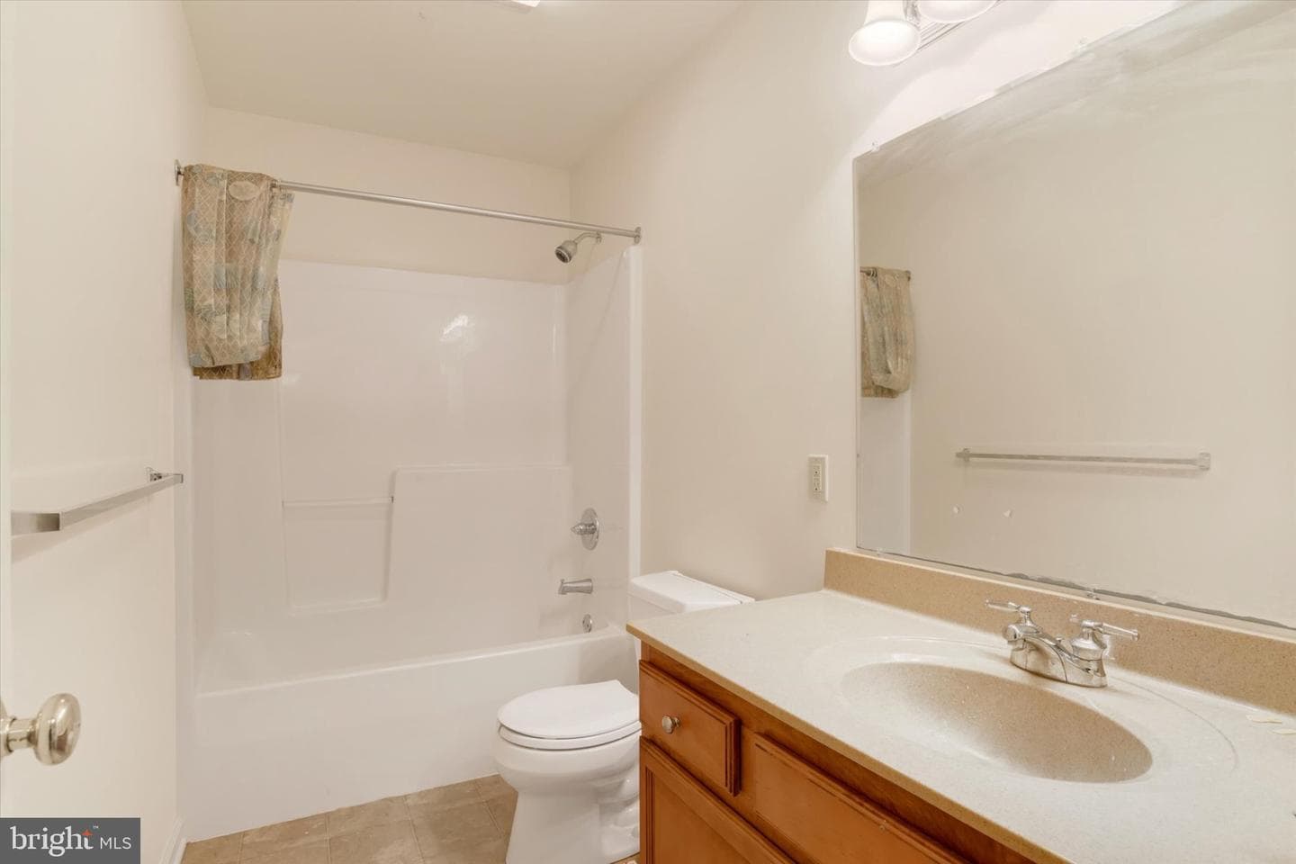 576 Kelker Street photo 15