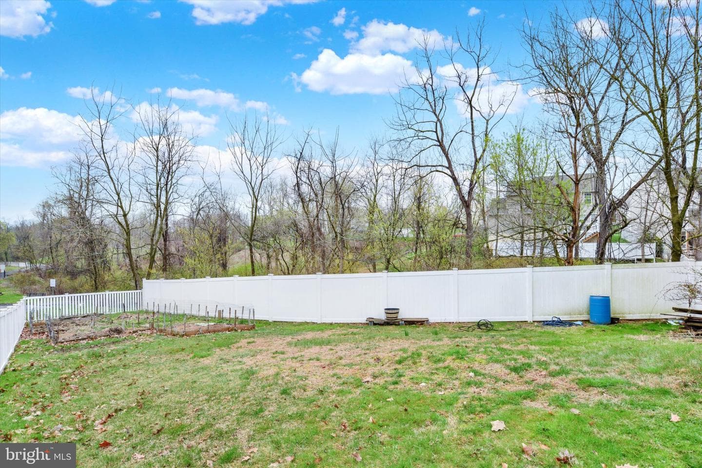 576 Kelker Street photo 25