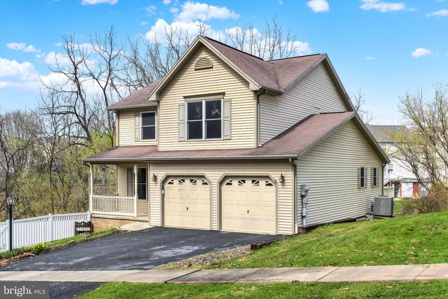 576 Kelker Street photo 28