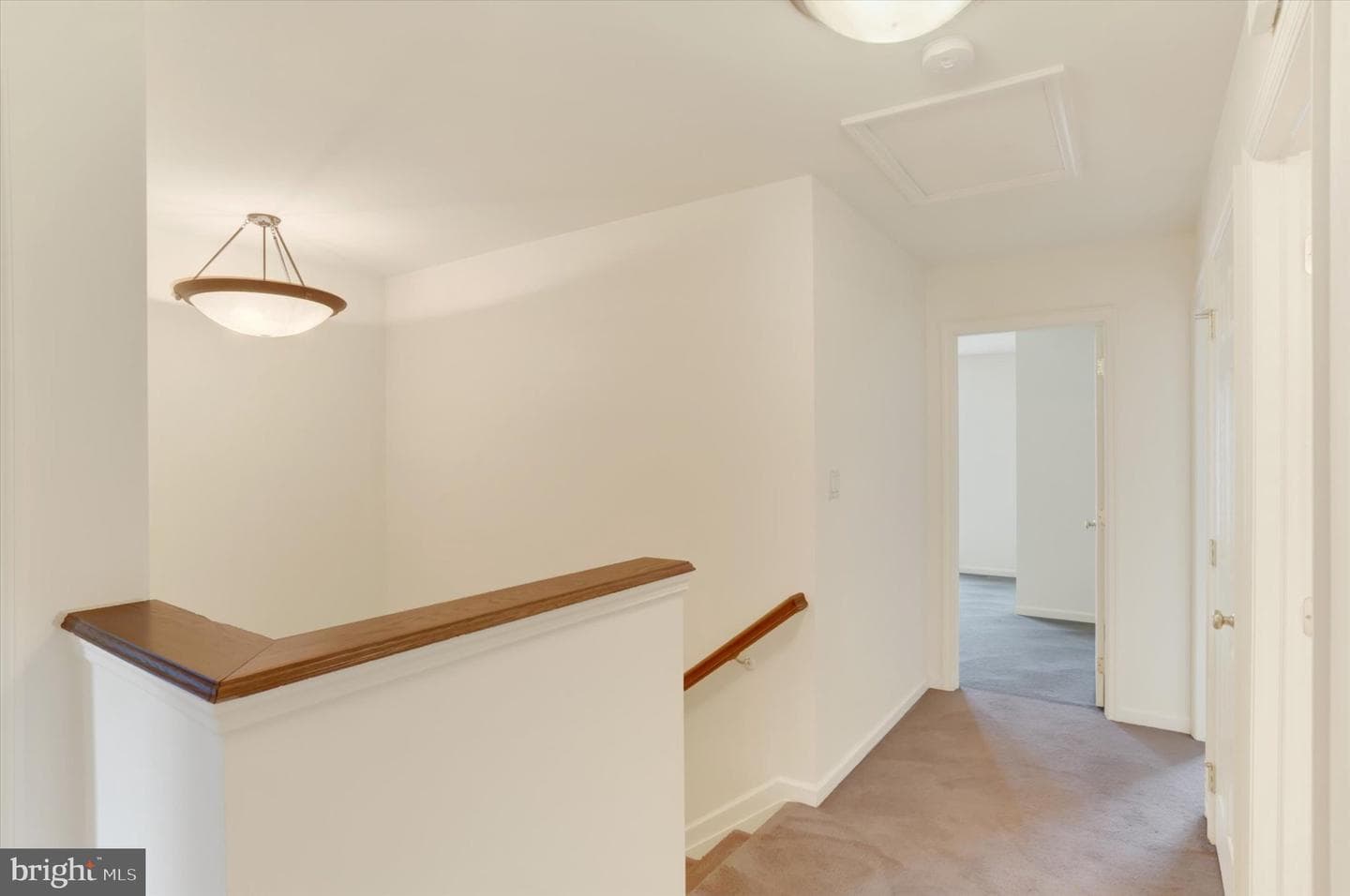 576 Kelker Street photo 9