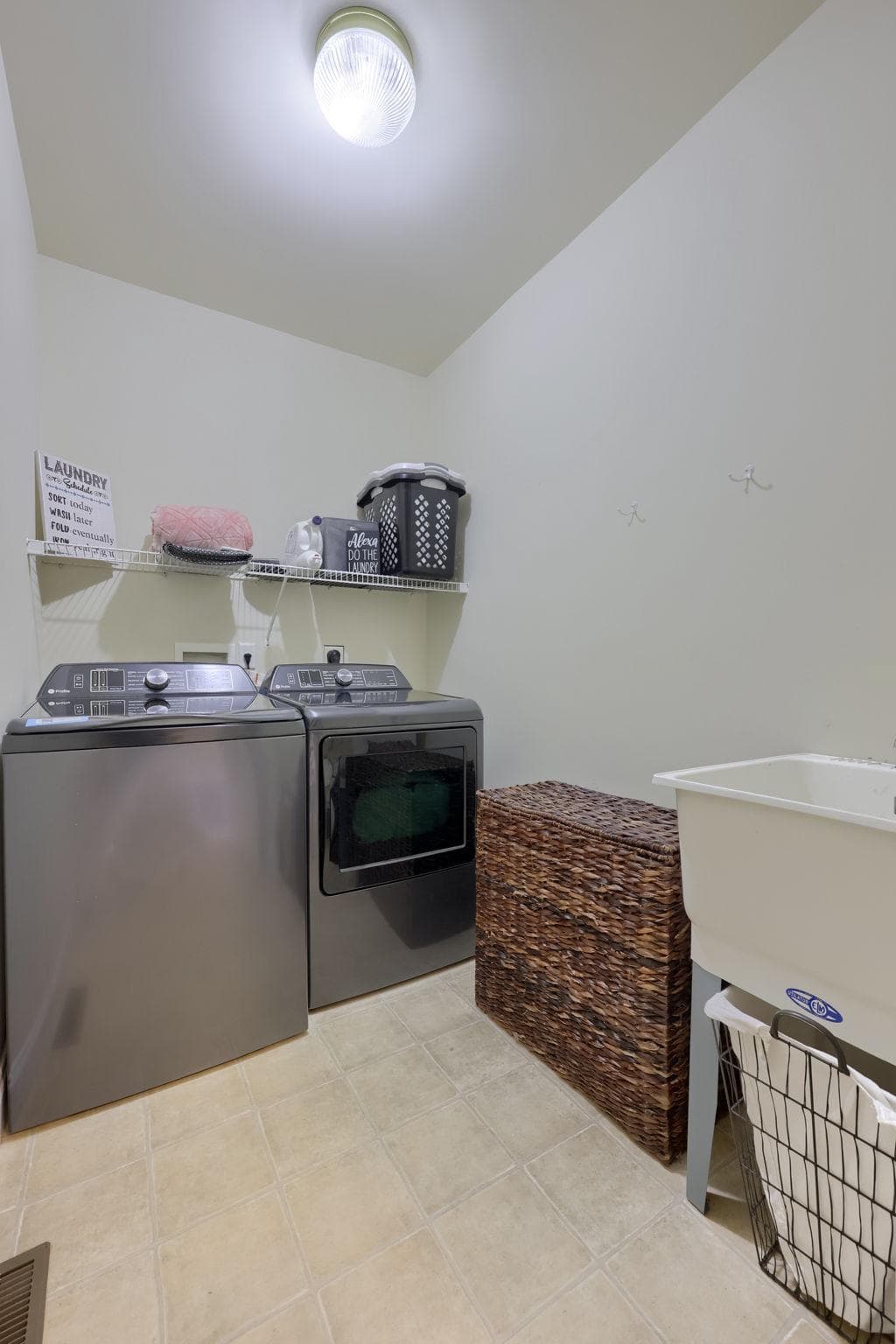 232 Brookridge Ct. photo 37