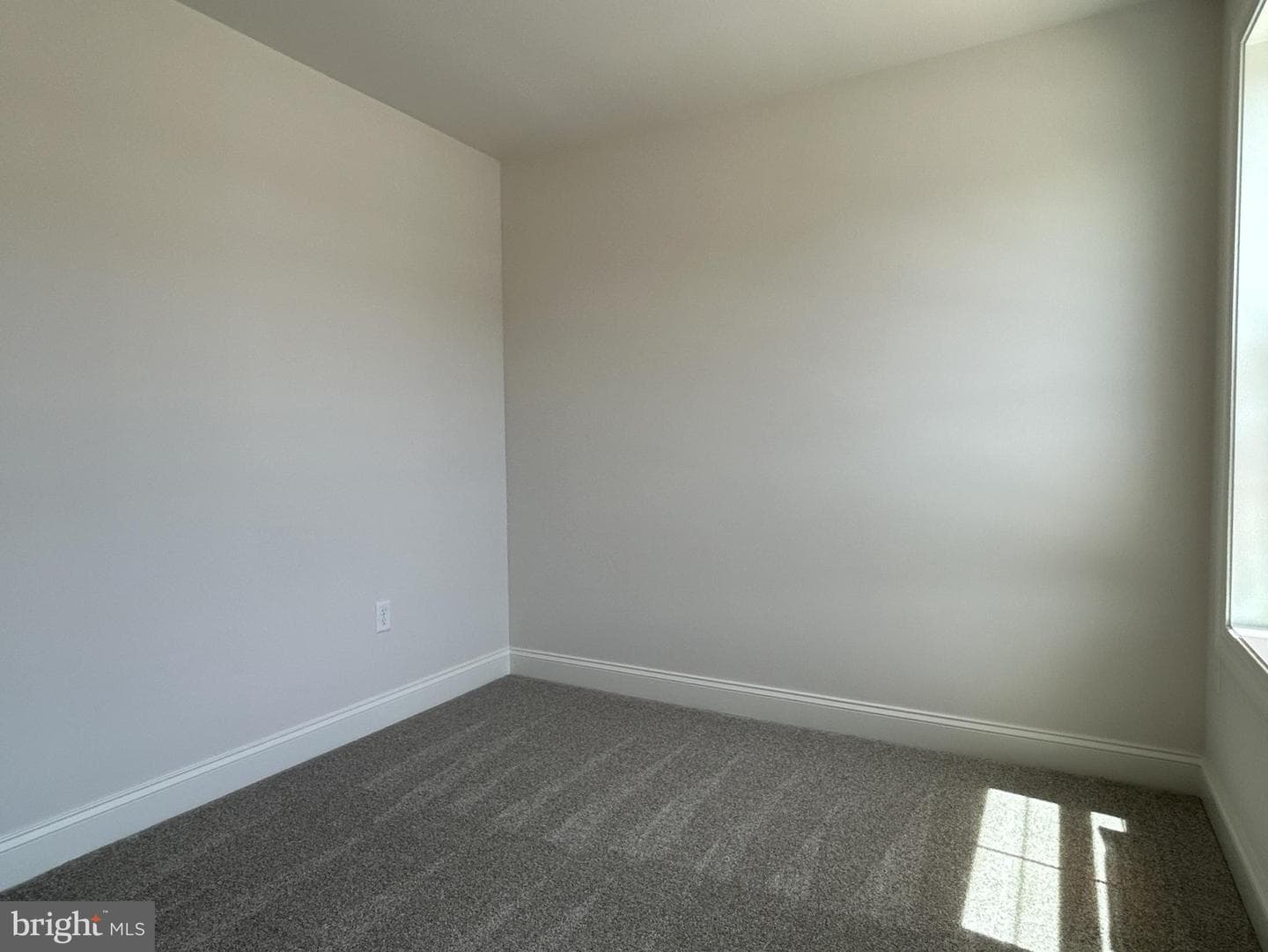 251 Sage Boulevard photo 36