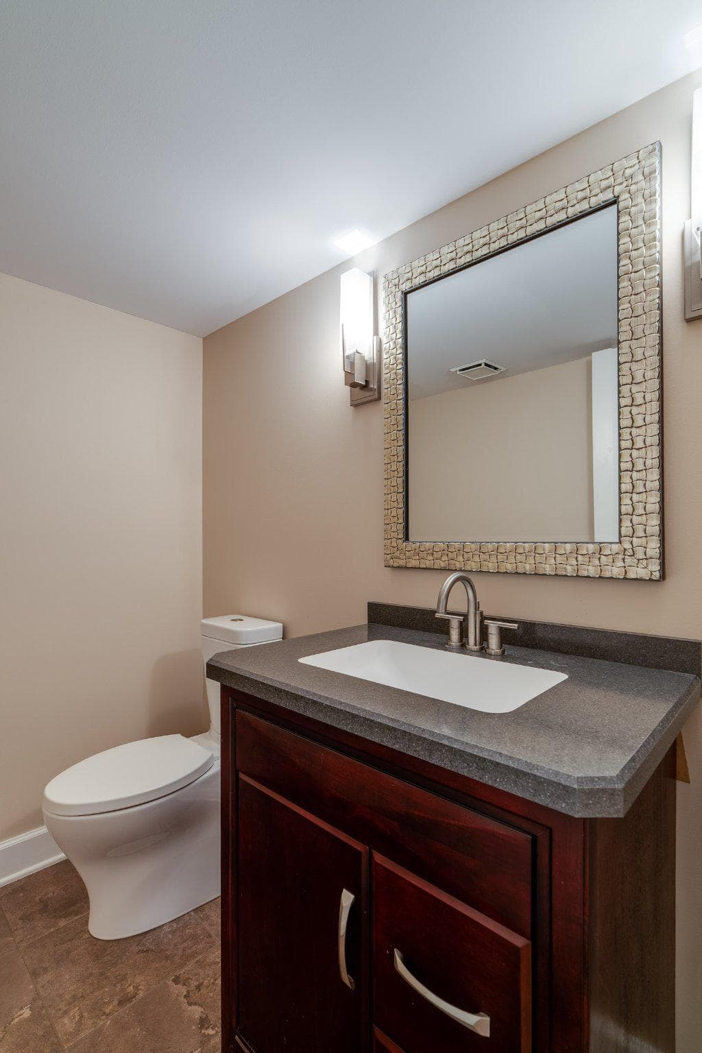 2279 Pullman Way photo 47