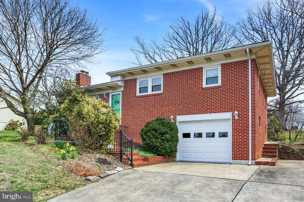 54 Grandview Road photo 26