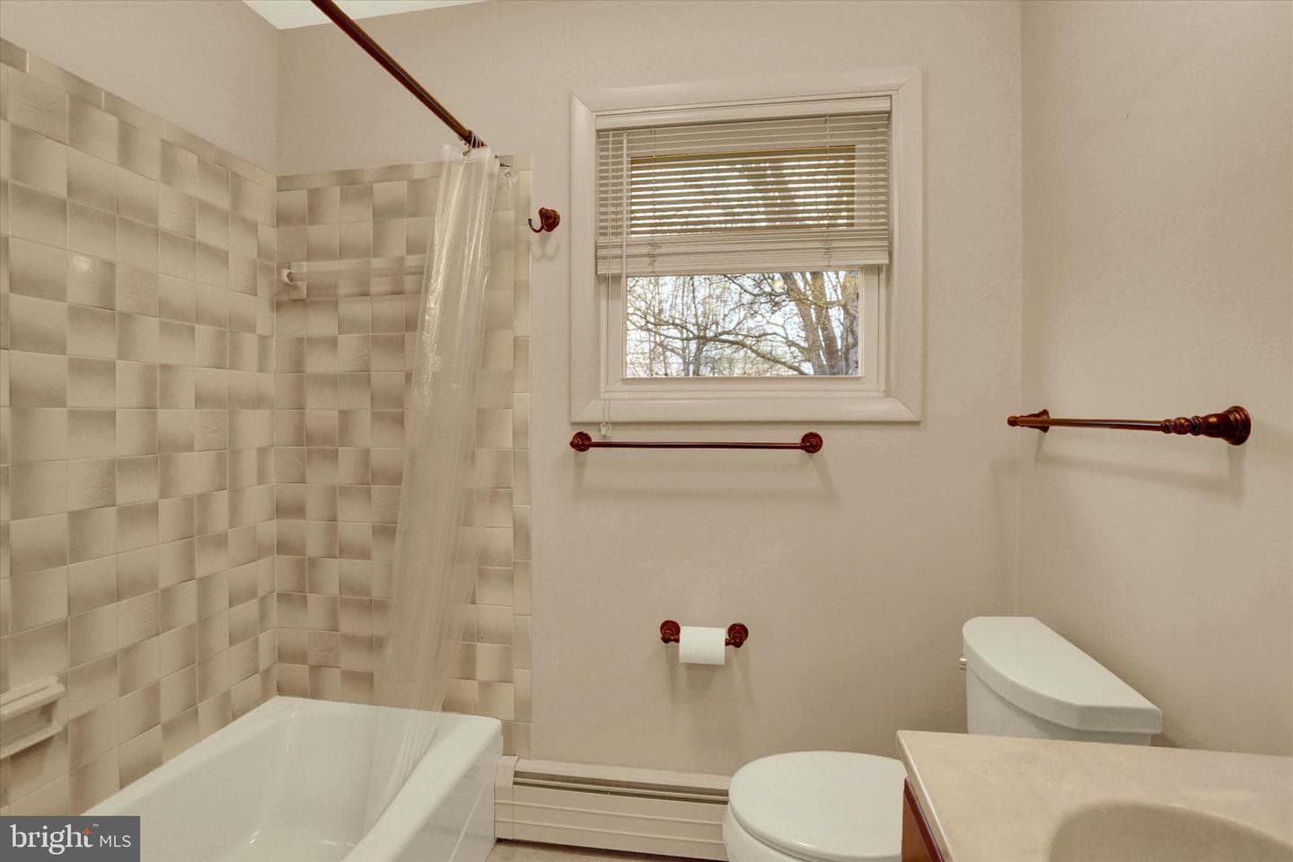 704 Charles Road photo 11