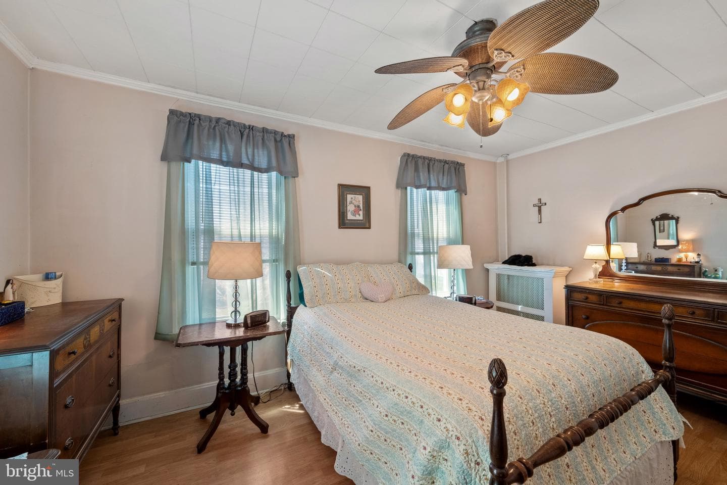 308 Redwood Street photo 23