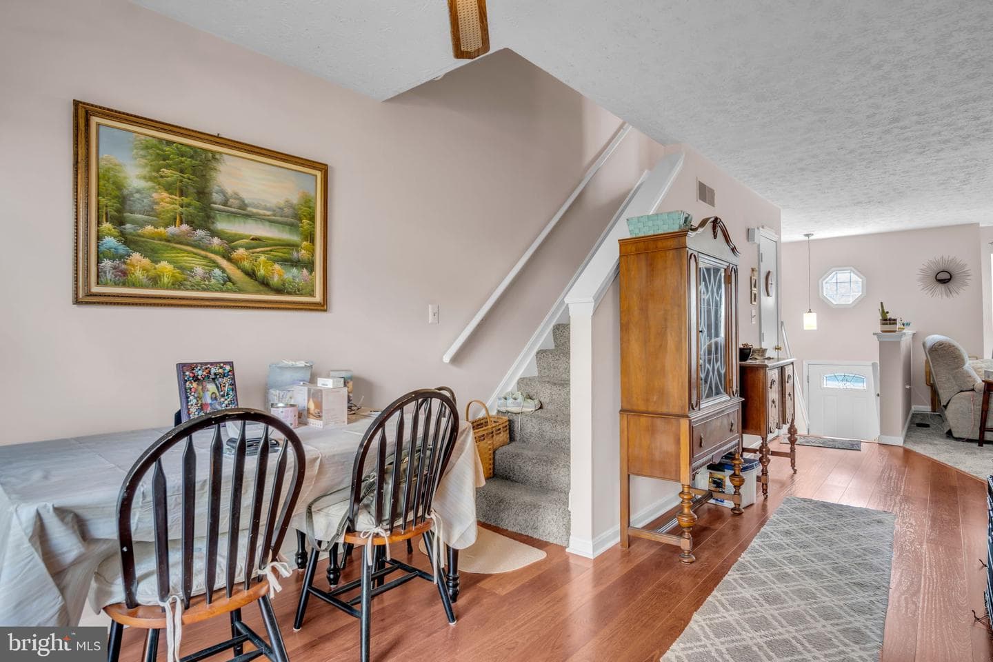 279 Lincoln Avenue photo 8