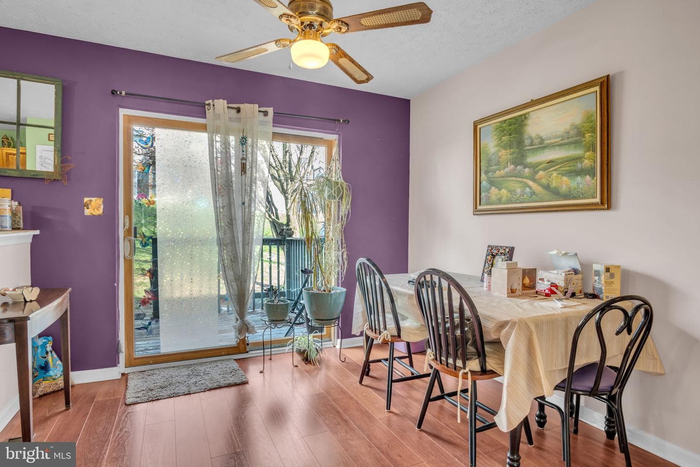 279 Lincoln Avenue photo 9