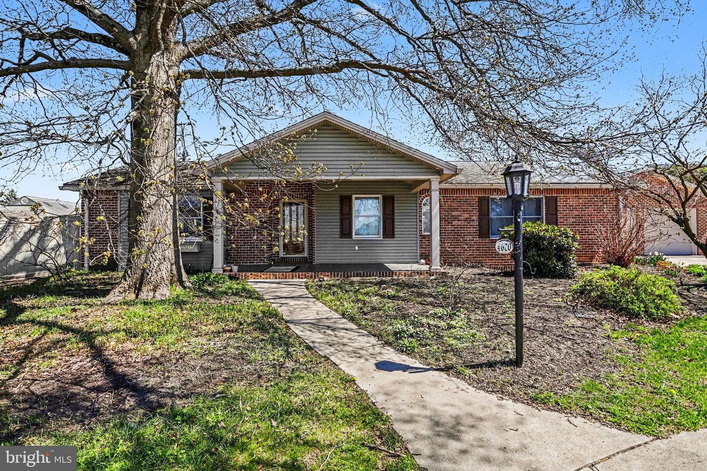 4620 North Road photo 2