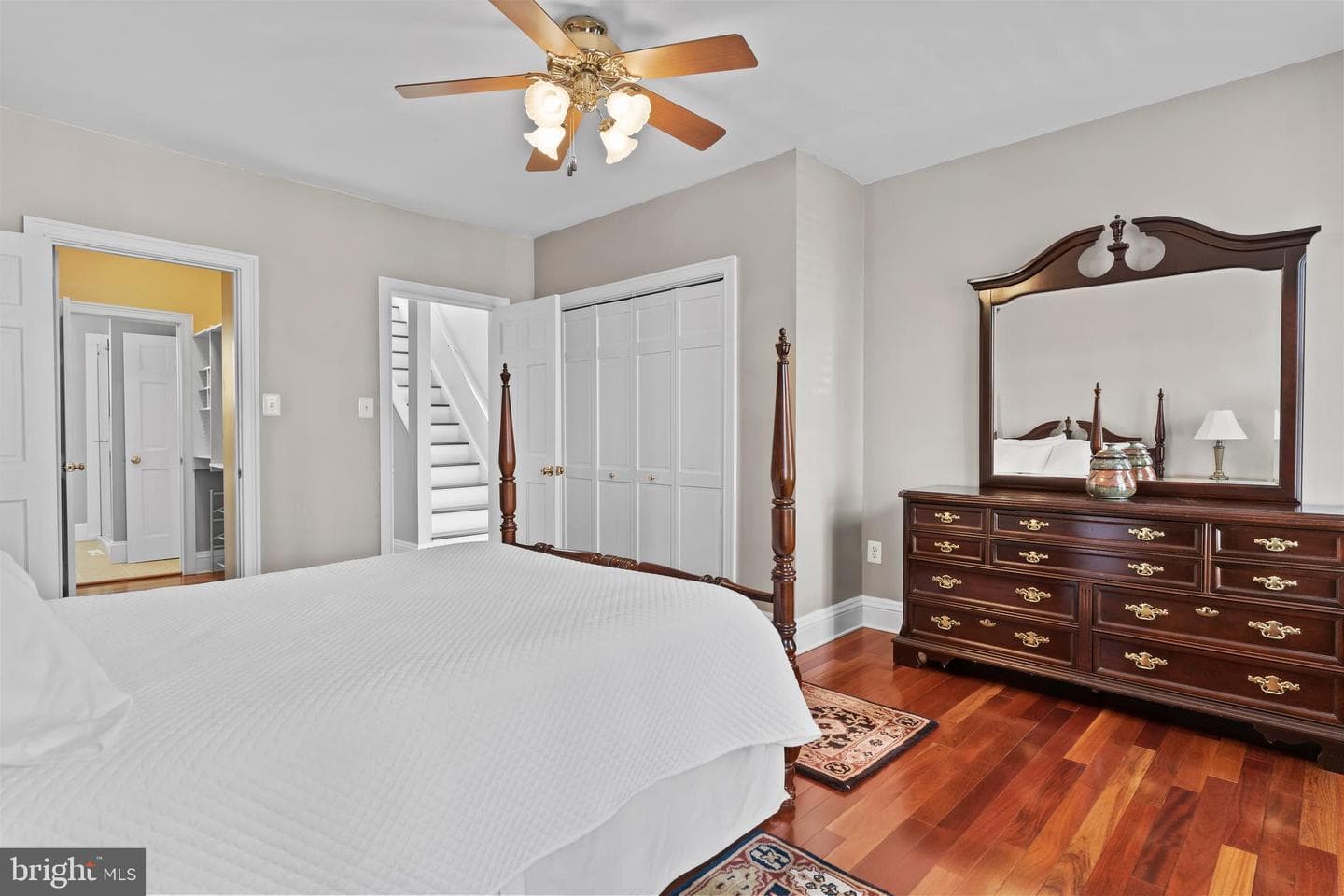 906 Green Street photo 14