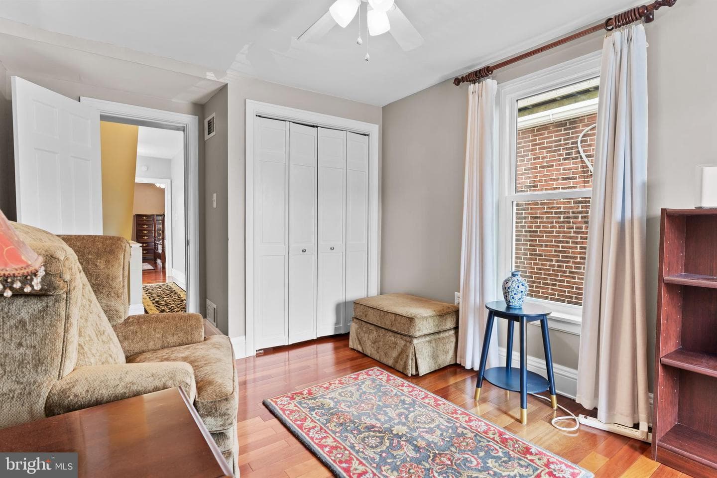 906 Green Street photo 20