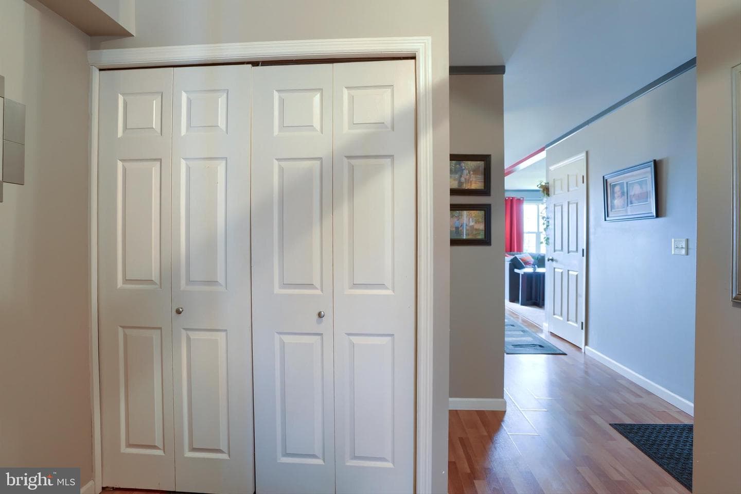 727 Winding Lane photo 6