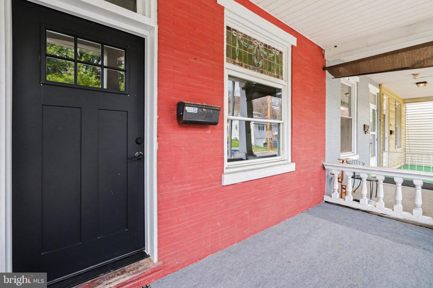 644 S 2nd Street photo 2