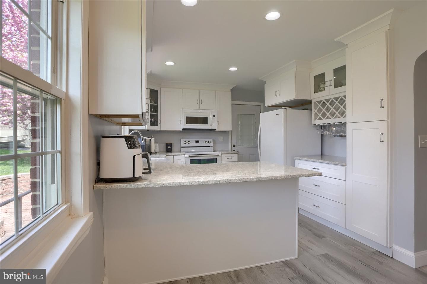 37 Wharton Avenue photo 16