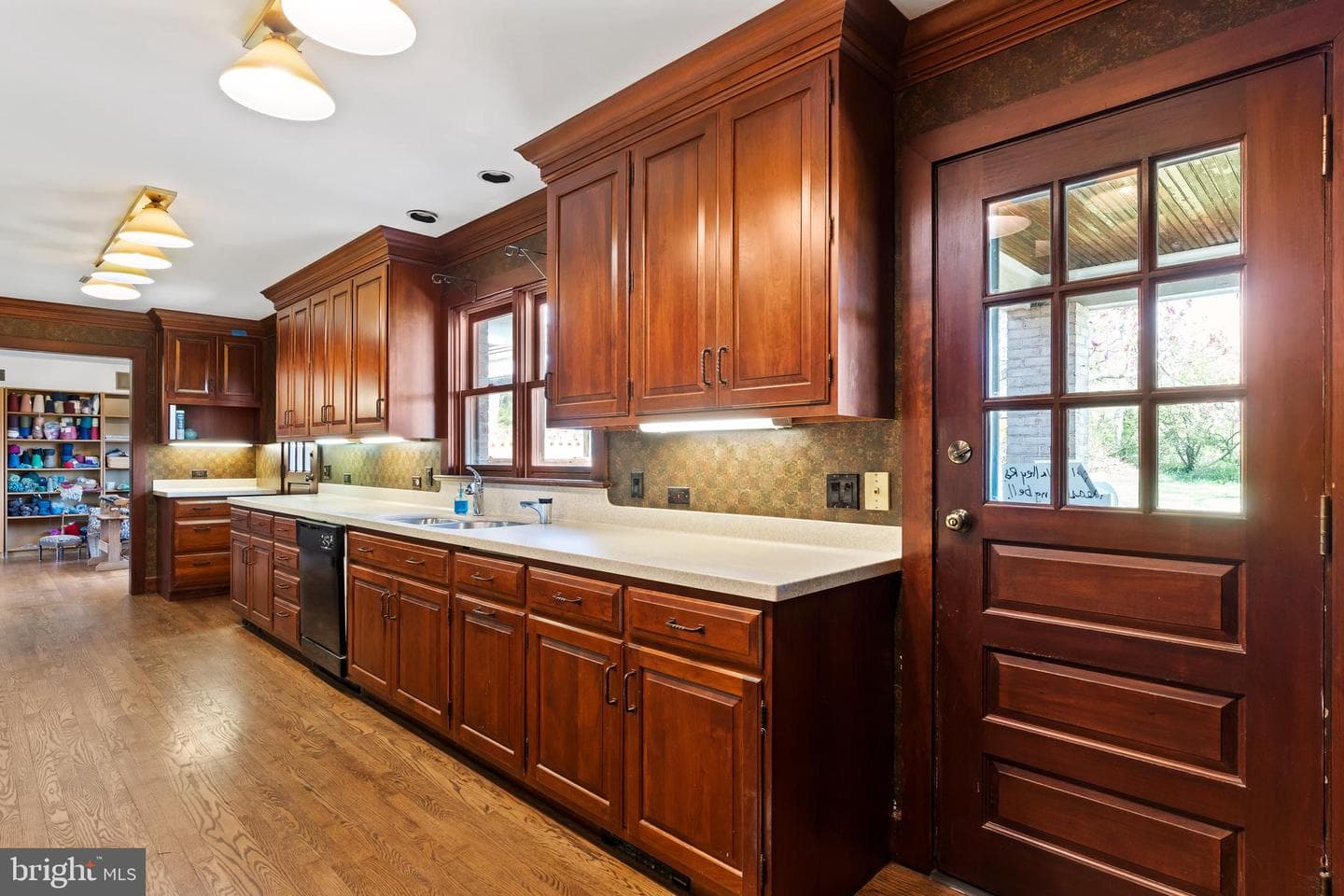 2301 Valley Road photo 12
