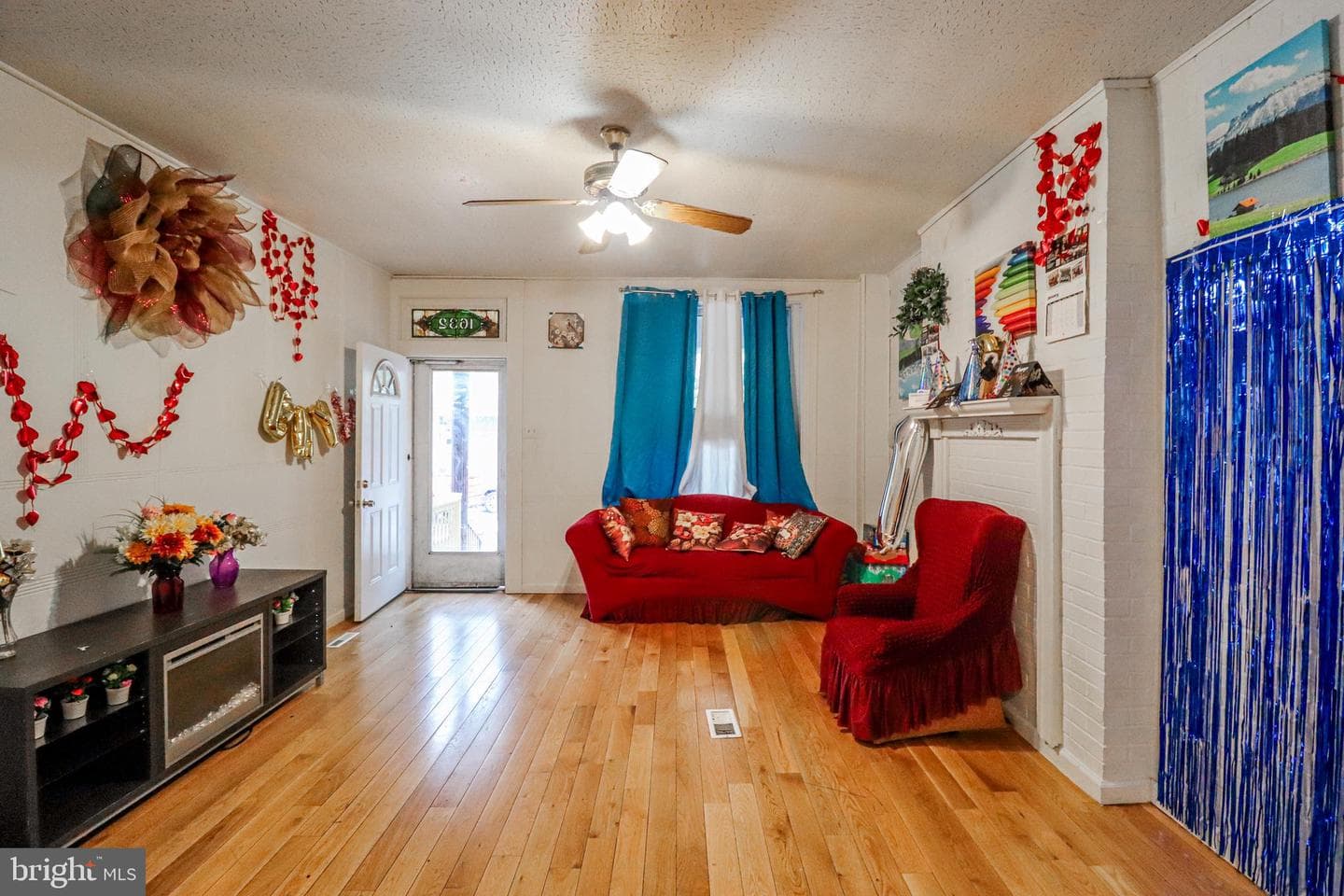 1632 Derry Street photo 6