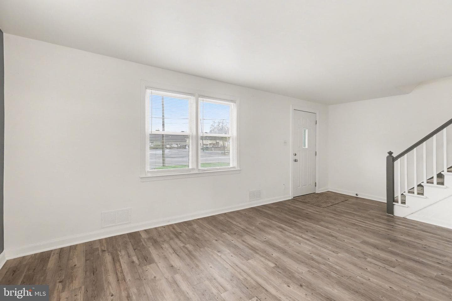 3712 Derry Street photo 3