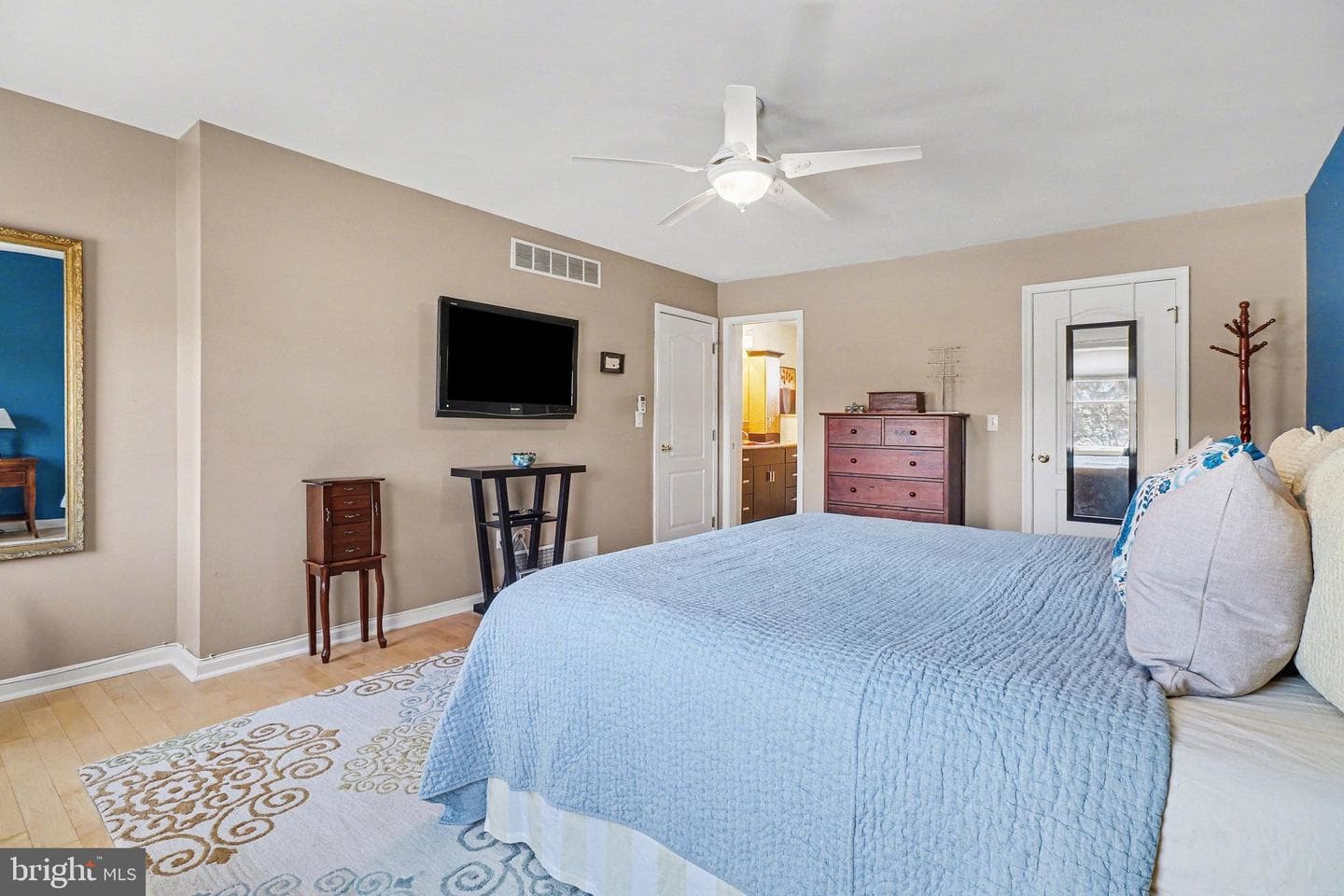 6126 Chatham Court photo 19