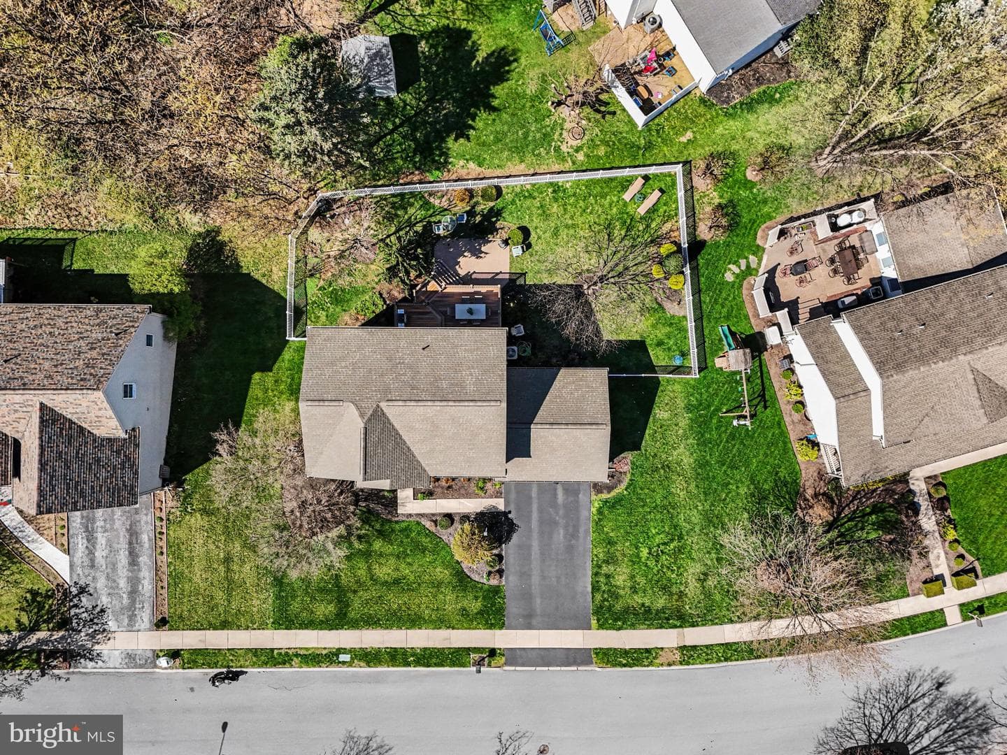 6126 Chatham Court photo 39