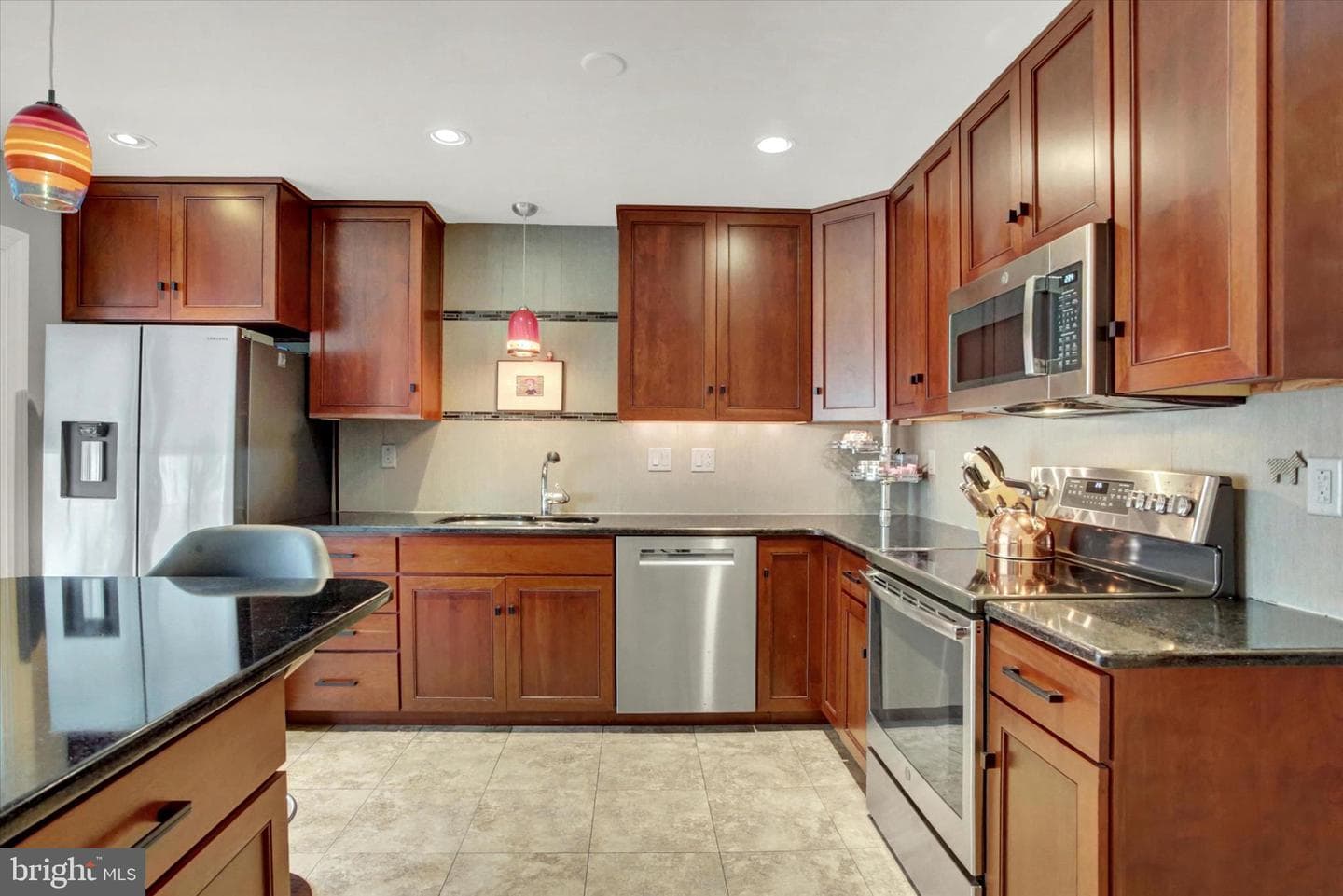 2015 Southpoint Drive photo 14