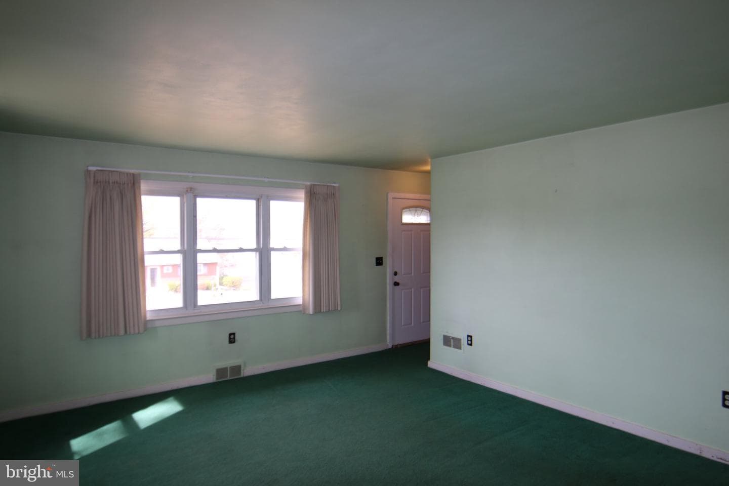22 Carolyn Street photo 26