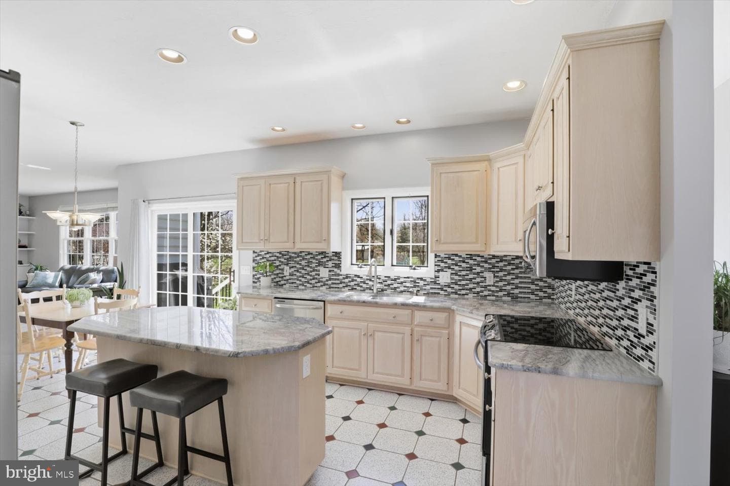 5771 Nesbit Drive photo 9