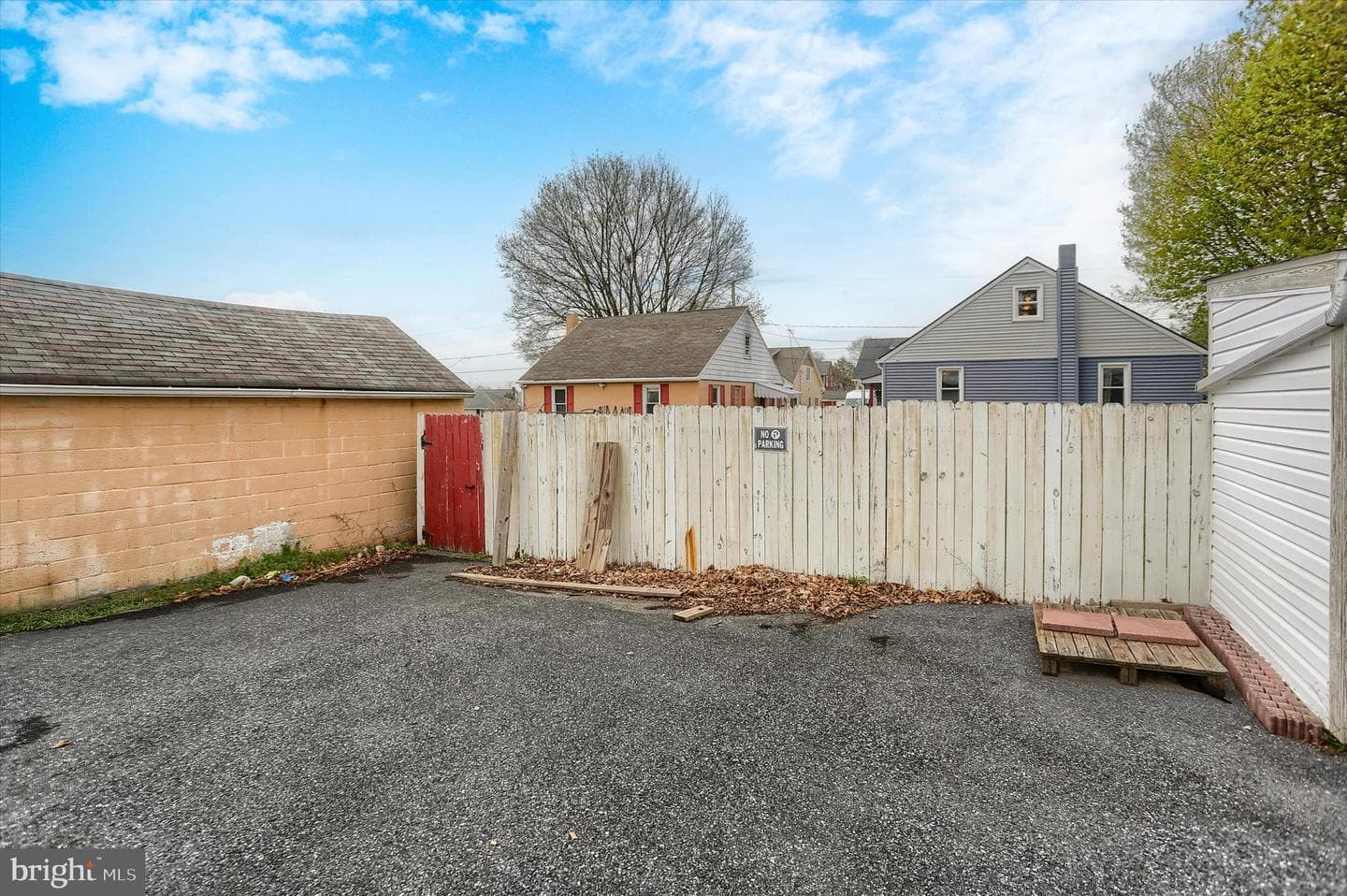 1020 Chambers Street photo 33