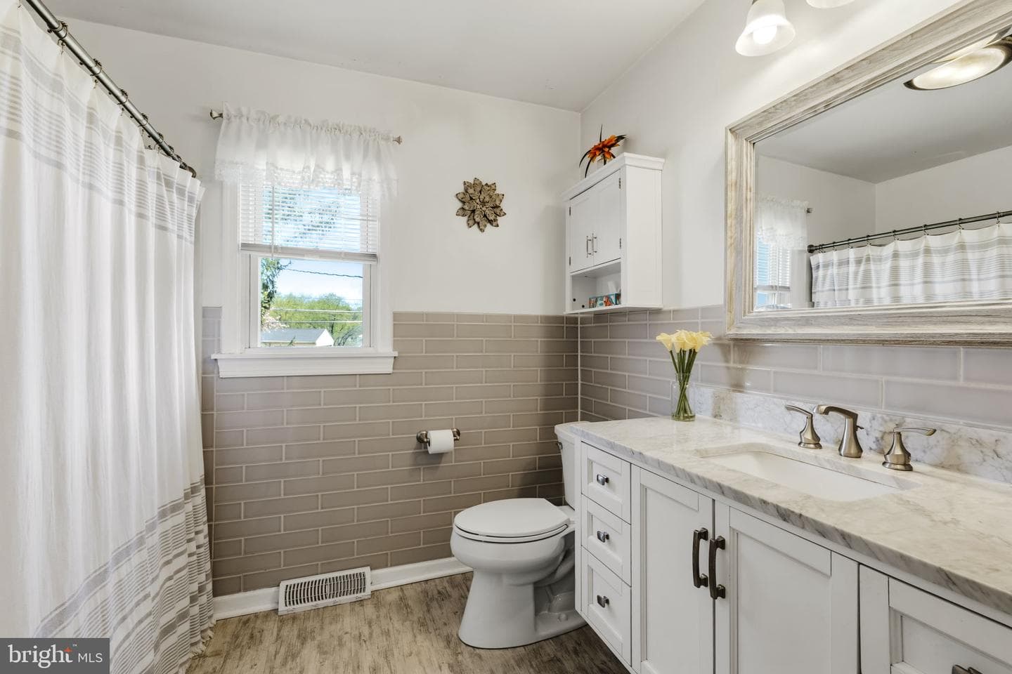 507 Clermont Drive photo 22