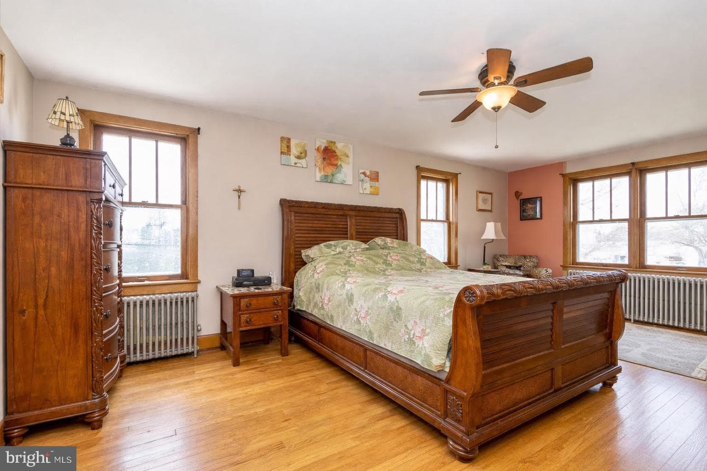 7 Oakleigh Avenue photo 10