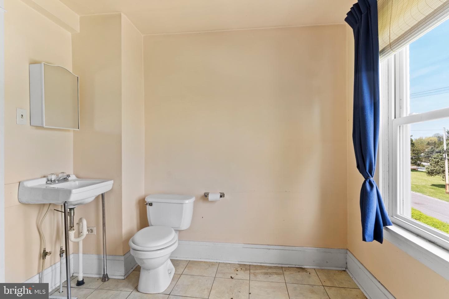 3513 Beaufort Street photo 27