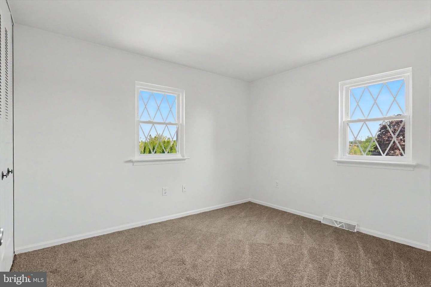 608 Frances Drive photo 16