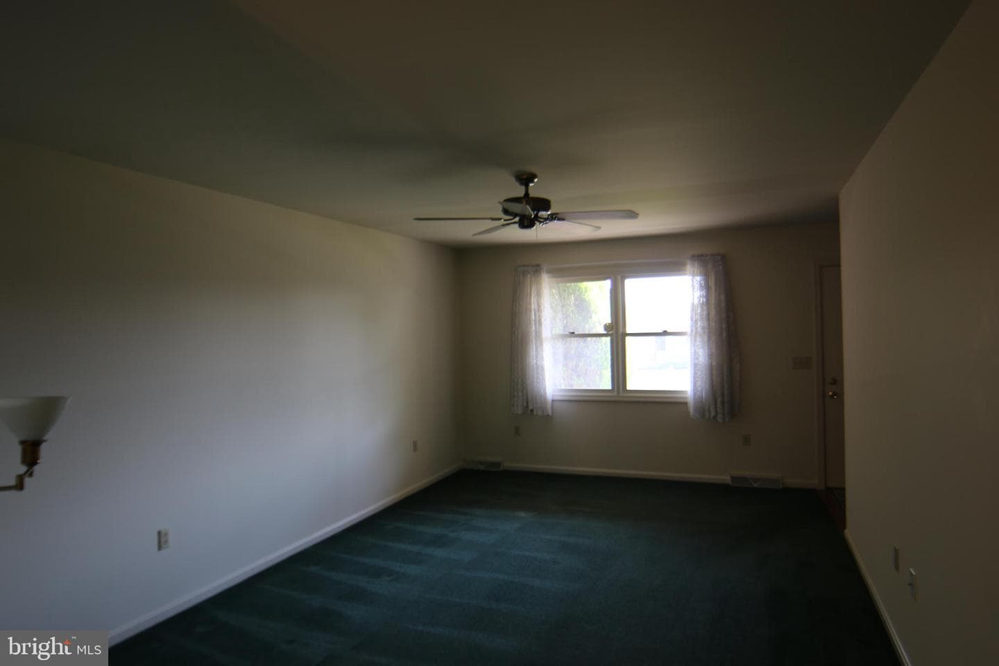 1370 Woodridge Drive photo 8