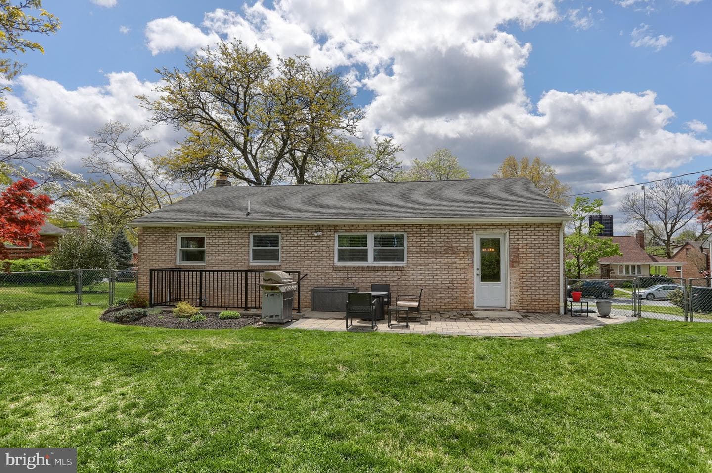 4610 South Road photo 32