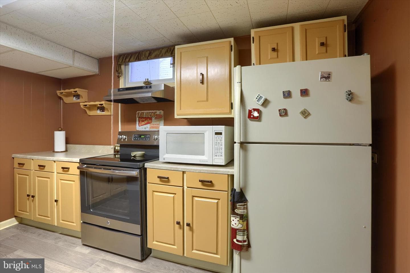501 Clinton Road photo 28