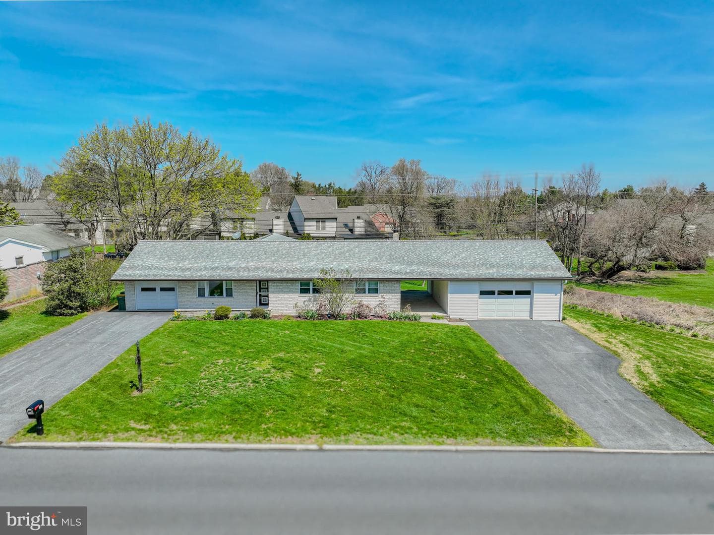 321 E Glenn Road photo 27
