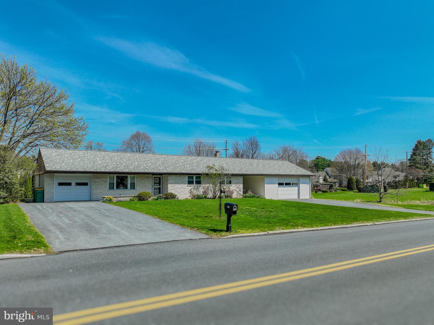 321 E Glenn Road photo 28