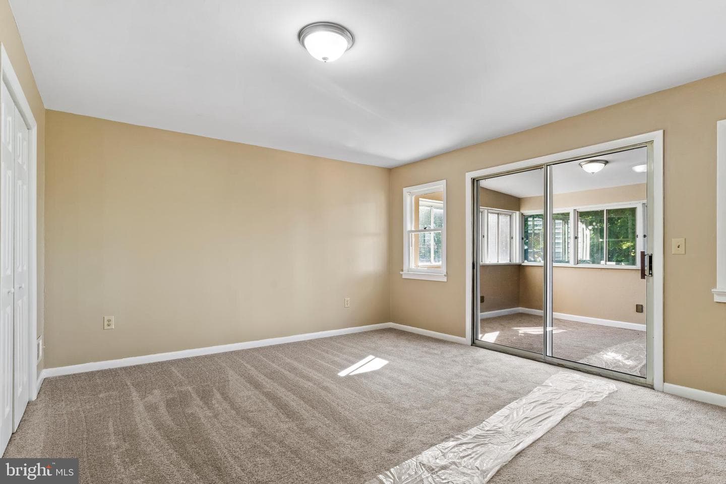124 Lincoln Street photo 13