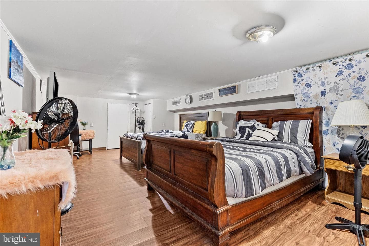 241 Maclay Street photo 21