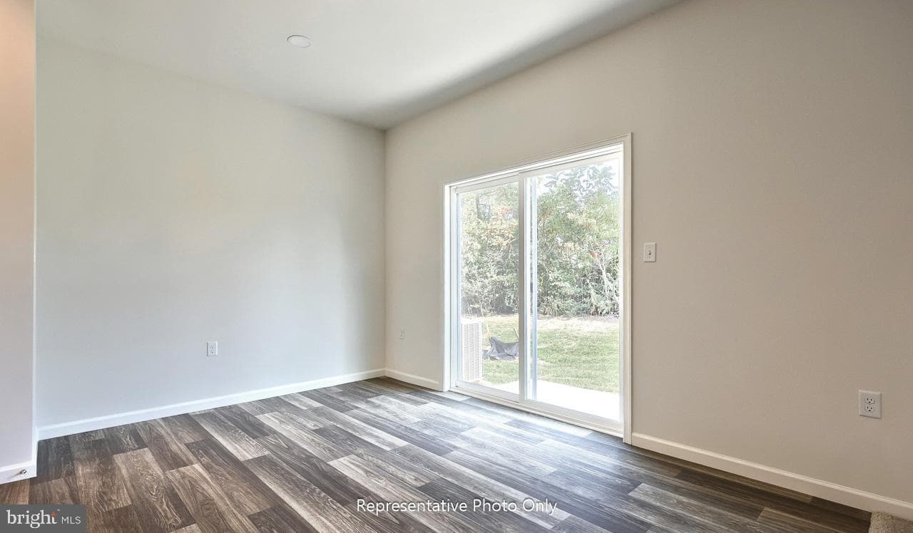 7848 Oak Brook Drive photo 8