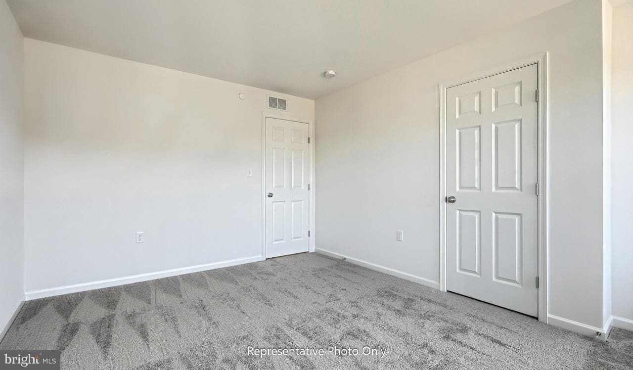 7854 Oak Brook Drive photo 19