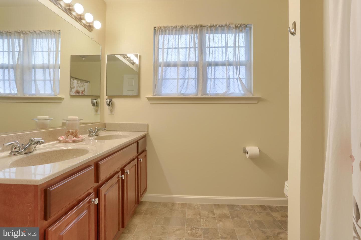 231 Thrush Drive photo 18
