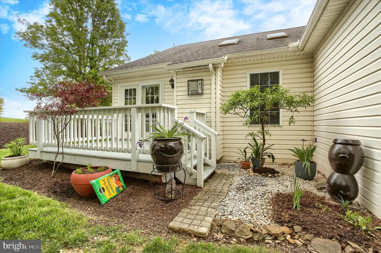387 Schaffner Drive photo 37